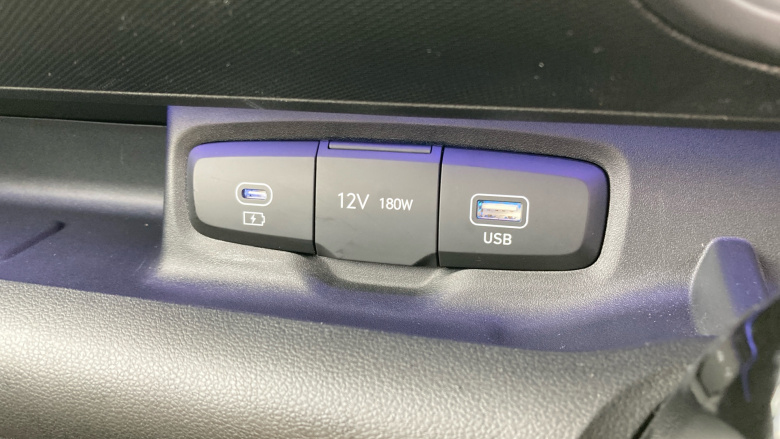 Hyundai INSTER 85kW 02 49kWh 5dr Auto Electric Hatchback